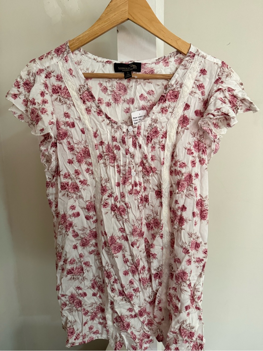 NWT Suzanne Betro Floral Blouse